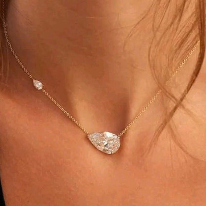 Bold Pear Solitaire Necklace-Gold