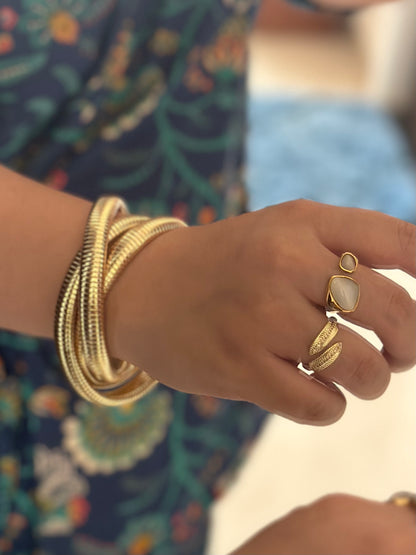 Gold Cobra Bracelet-10mm