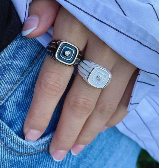 Enamel white Chunky Ring