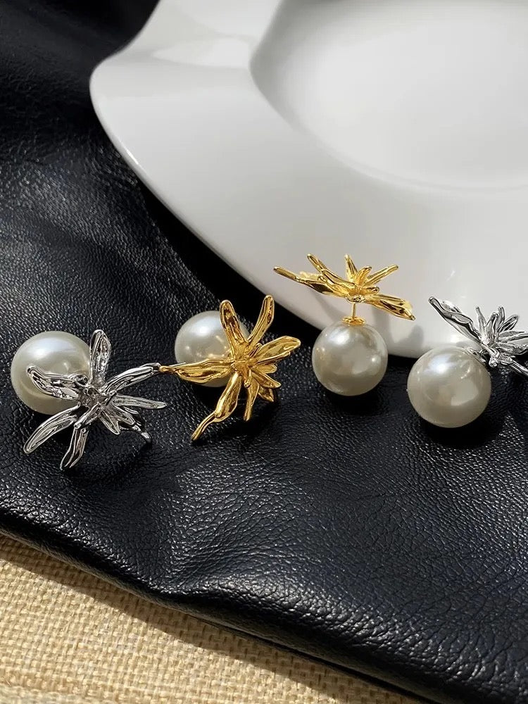 Wild Lily Pearl Sandwich  Earrings