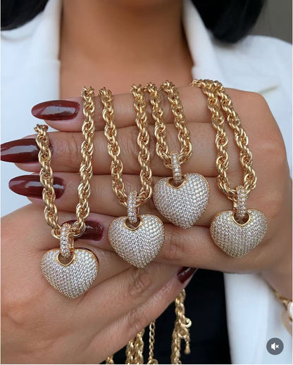 Luxury Heart Necklace with Twisted Chain