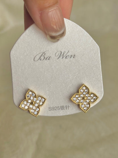 Flower & Clover Stud Earrings