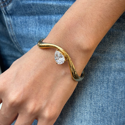 Luxe Dewdrop Curve Cuff Bracelet-Gold Adjustable