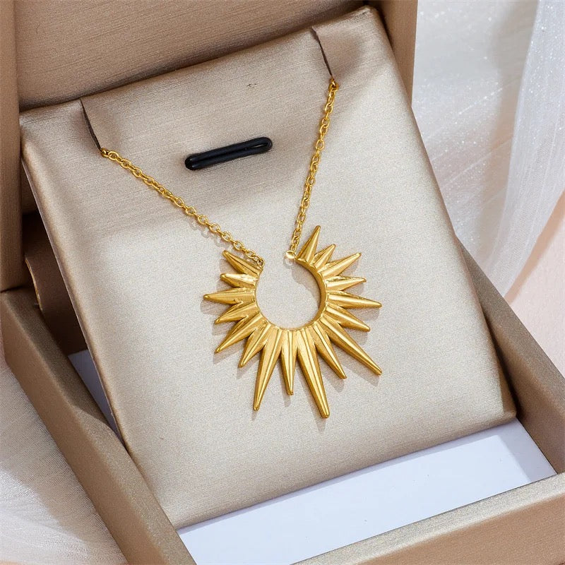 Sun Rays SS Necklace