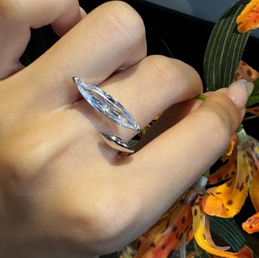 Silver Sharpnel Stone Ring