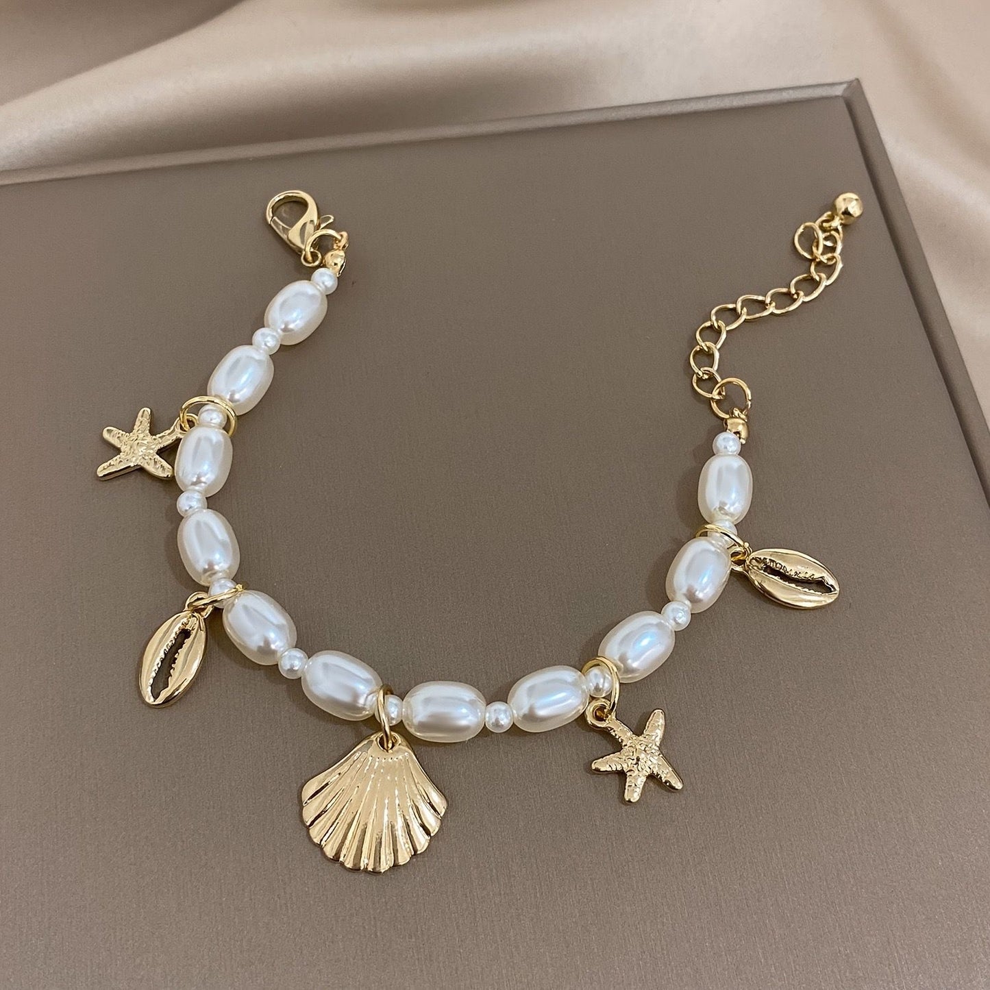 Pearl Shell Bracelet