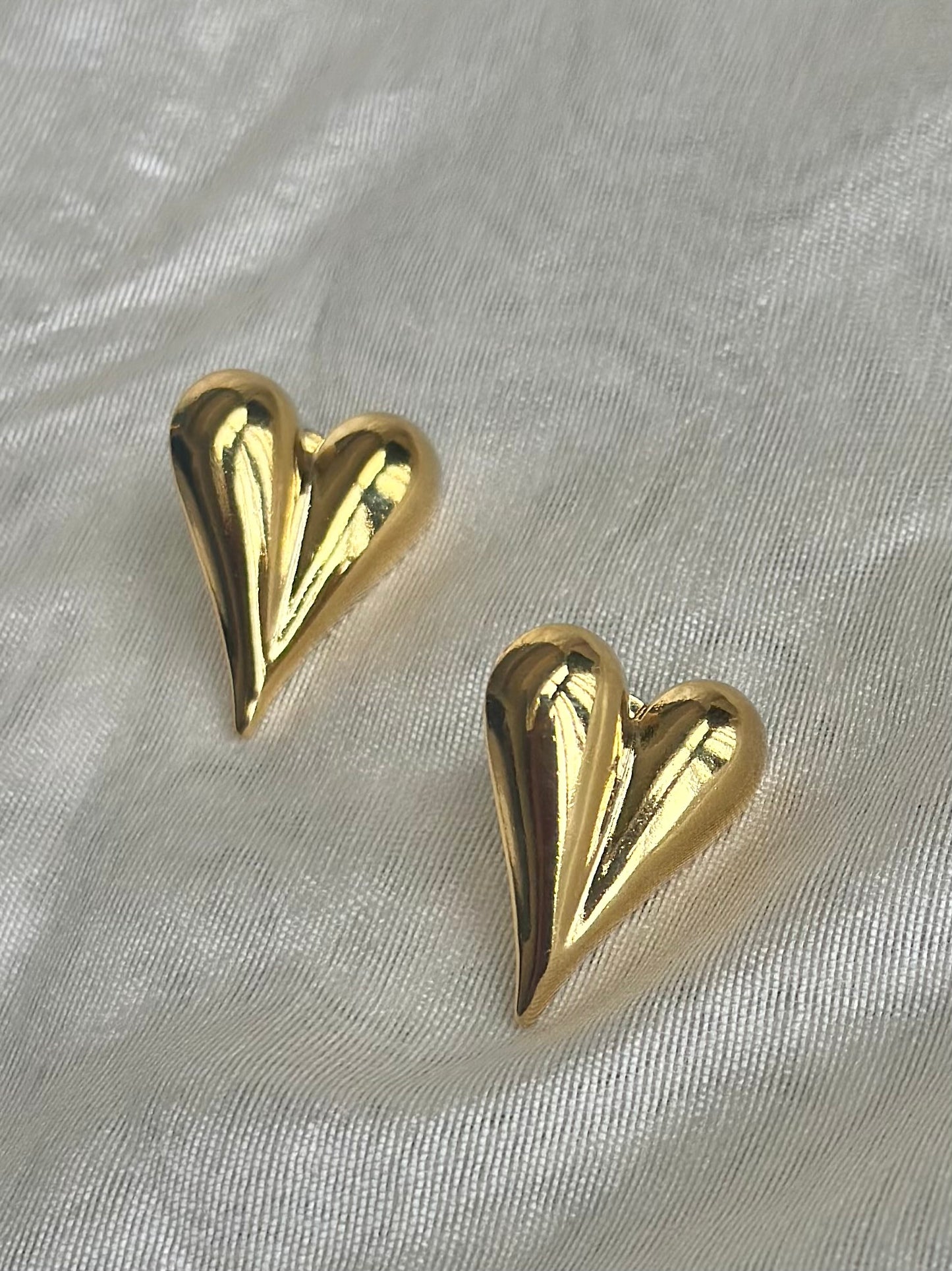 Medium SS Gold Heart Studs