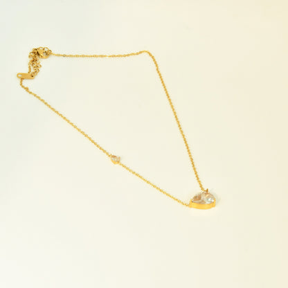 Bold Pear Solitaire Necklace-Gold