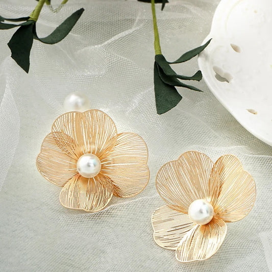 Mesh Flower Top Earrings