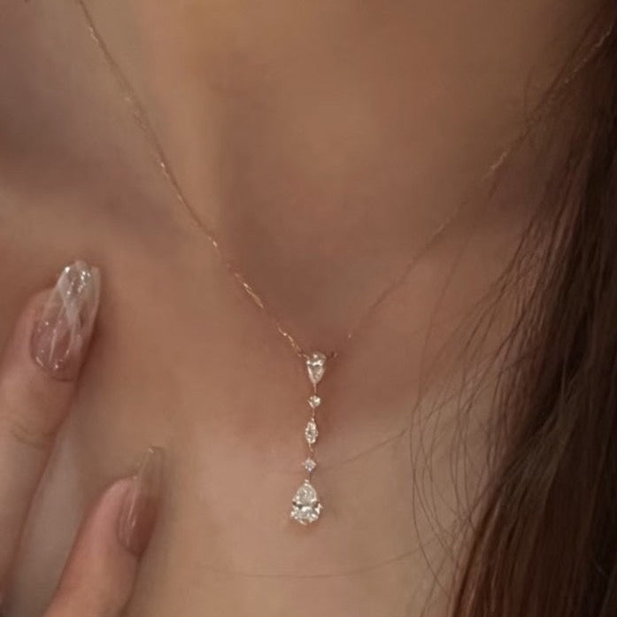 Petite Vertical Necklace-Gold