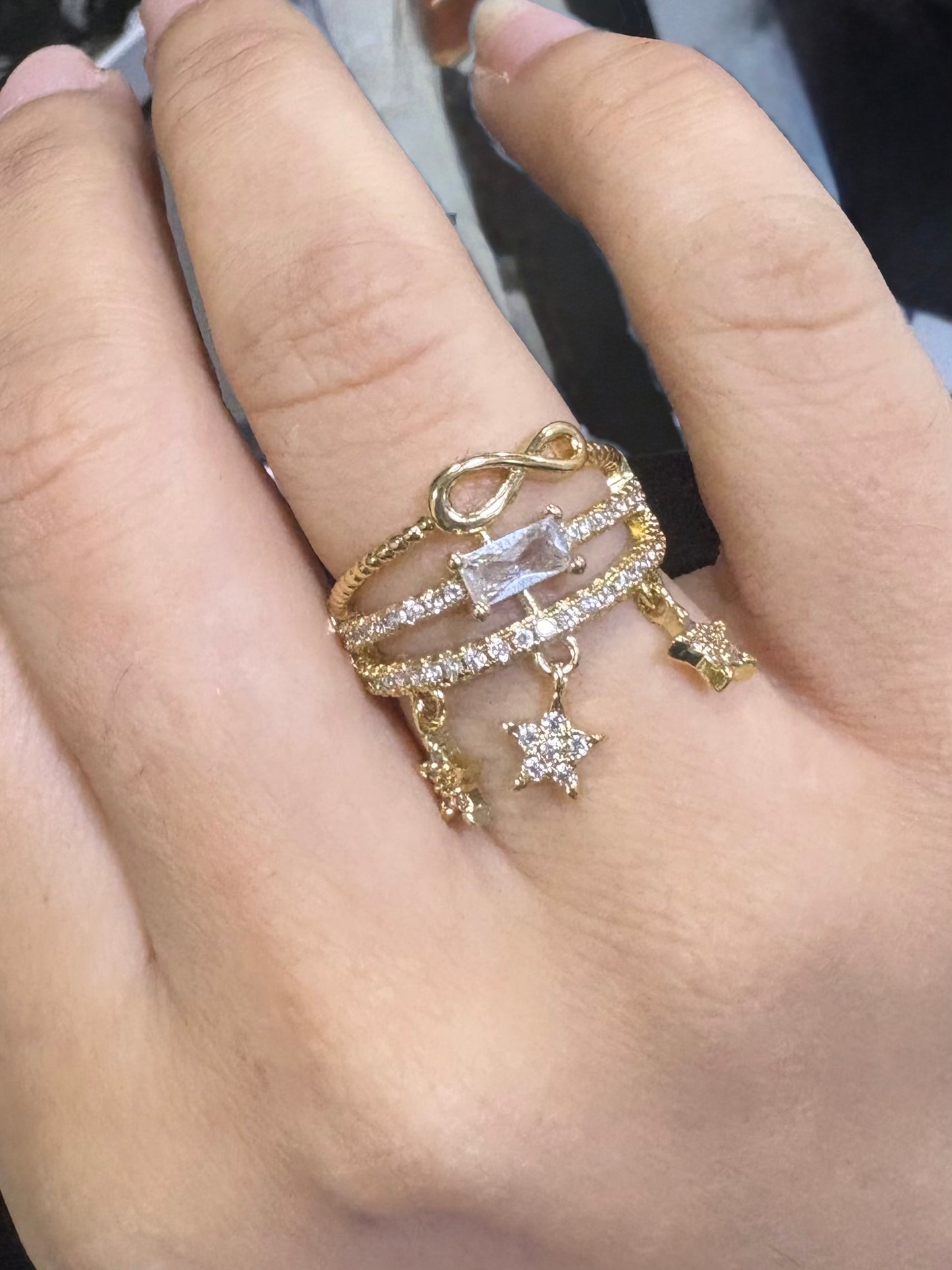 Dangling Stars Infinity Ring-Gold