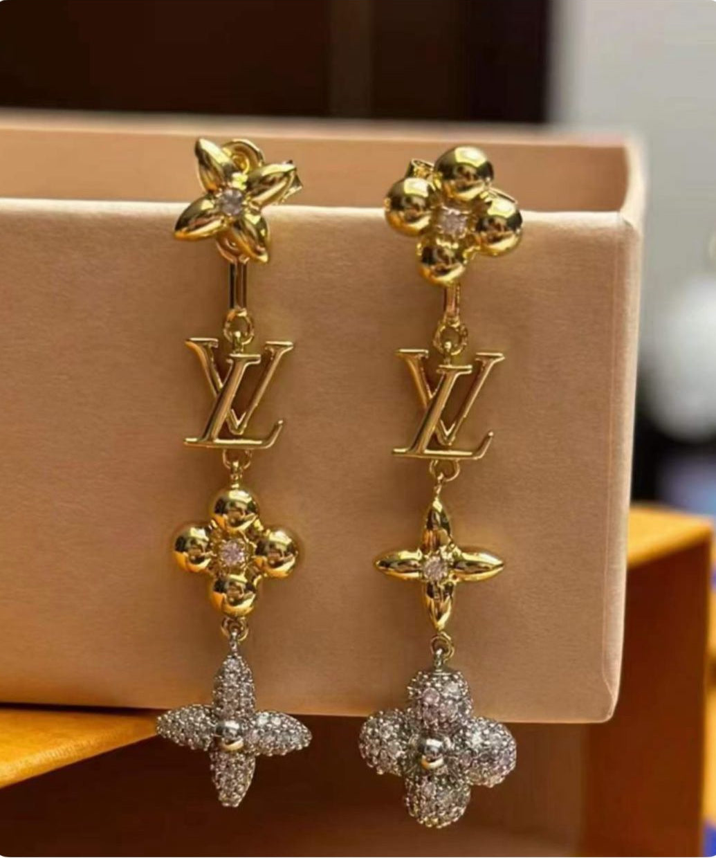 Clover Flower Dangler Earrings