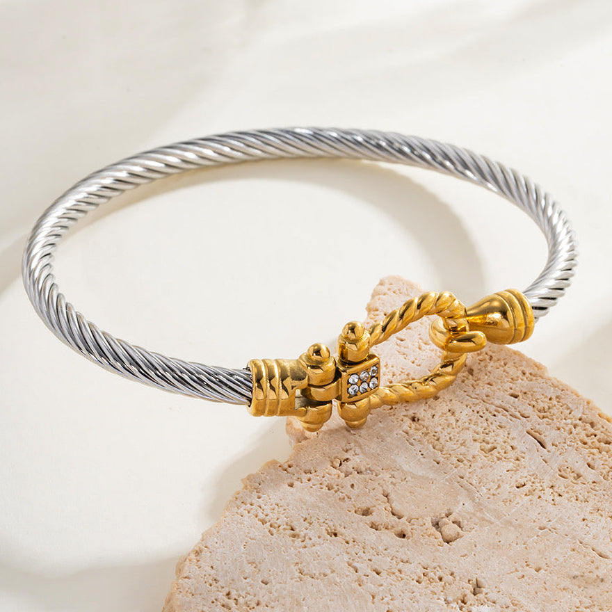 Horse Shoe Buckle Two Toned Kada