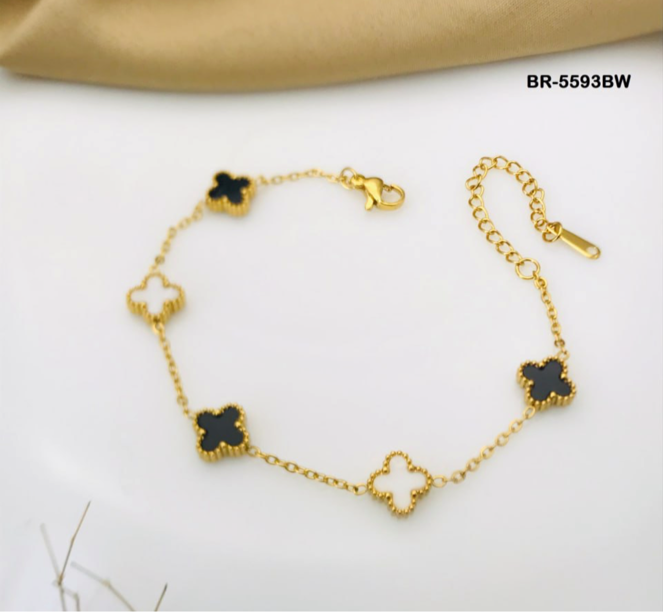 Clover Bracelets-8 Types