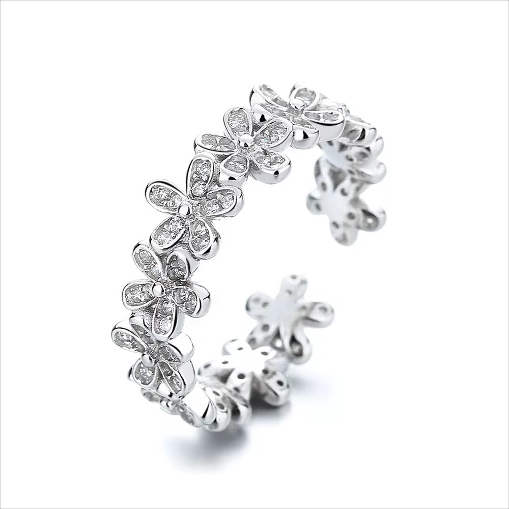 Floral Wreath Ring-Gold and Silver