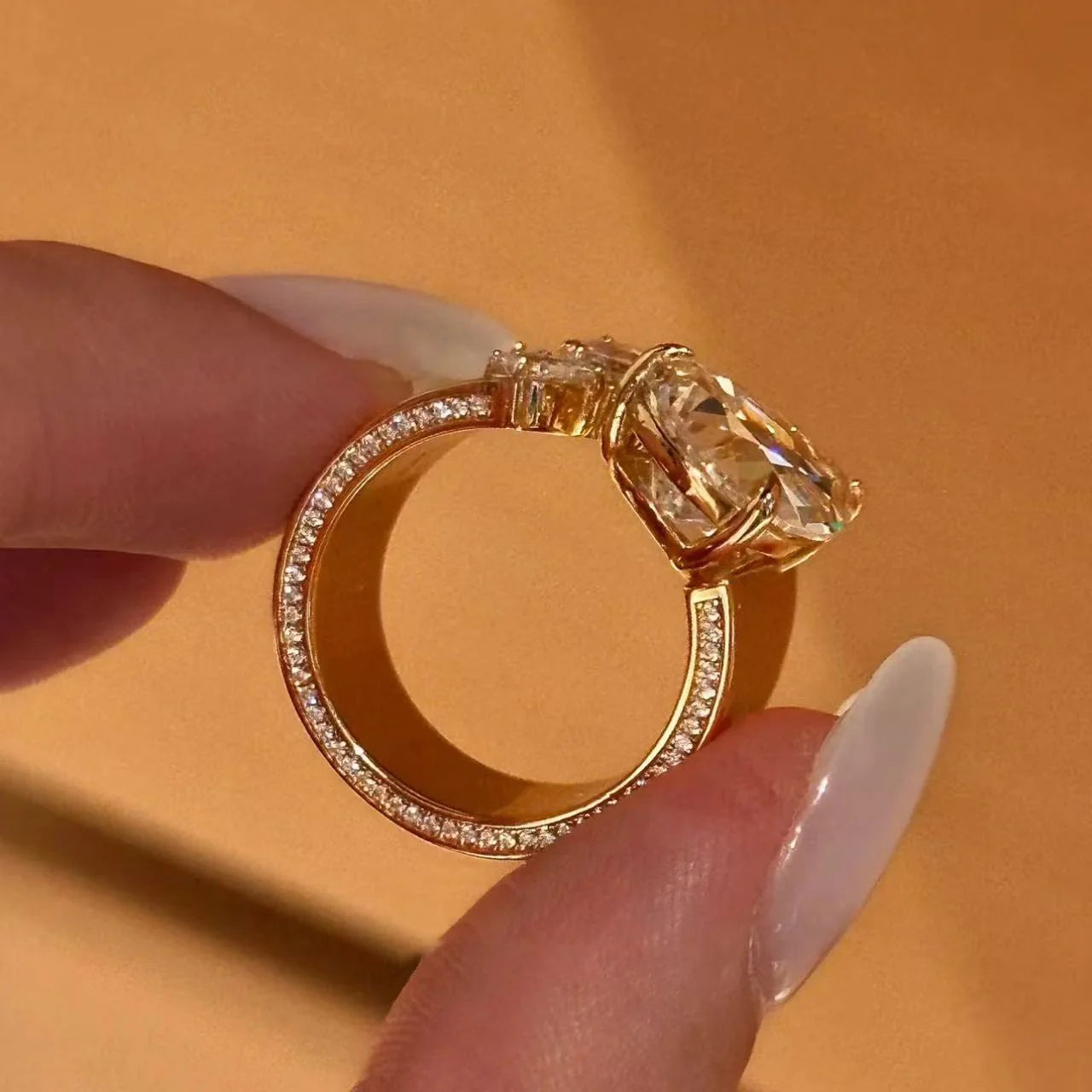 Drop Sparkle Gap Ring