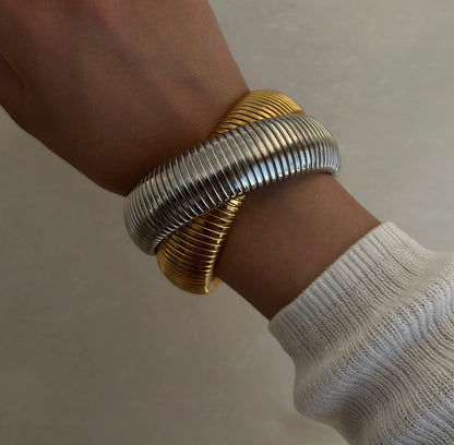 Triple Cobra Intertwined Bracelet