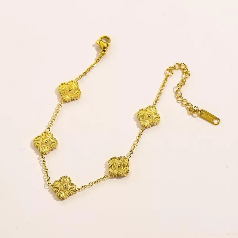 Clover Bracelets-8 Types