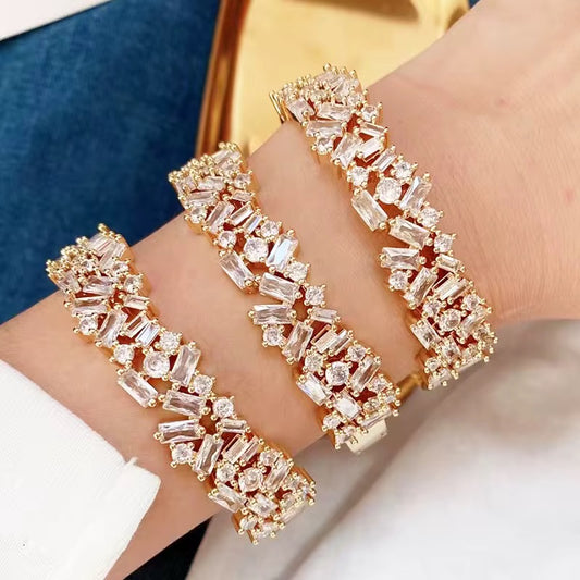 Thick Criss Cross Baguette Kada Bracelet- Gold