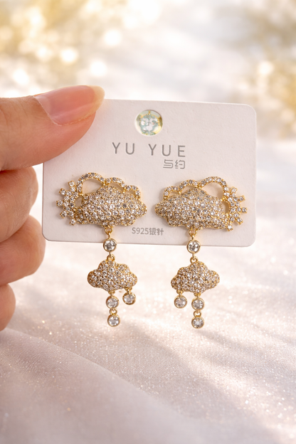 Studded Cloud Earrings-Gold