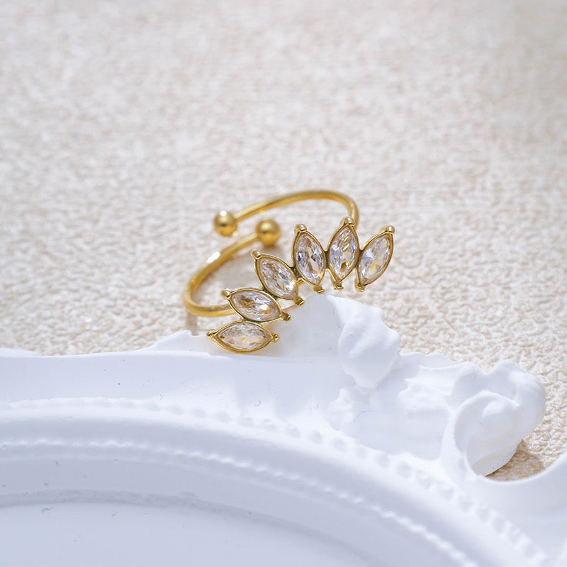 Daisy Crown Adjustable Ring-Gold