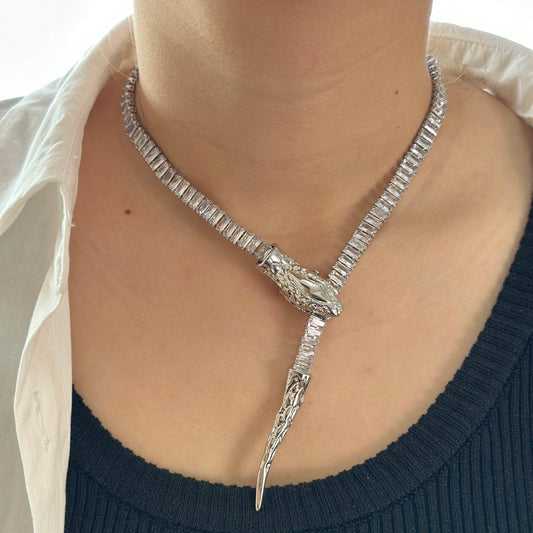 Serpant Baguette Necklace-Silver