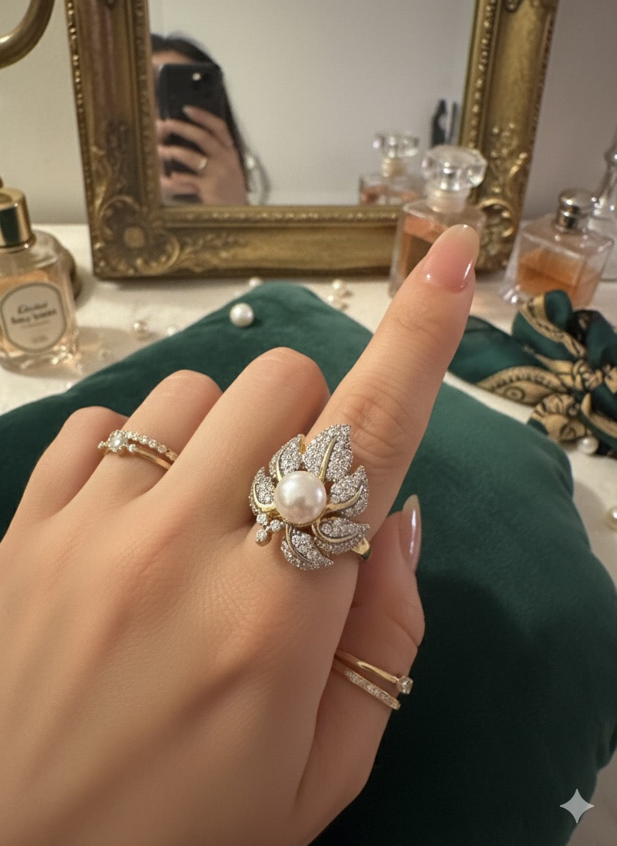 Pearl Bloom Ring-Gold