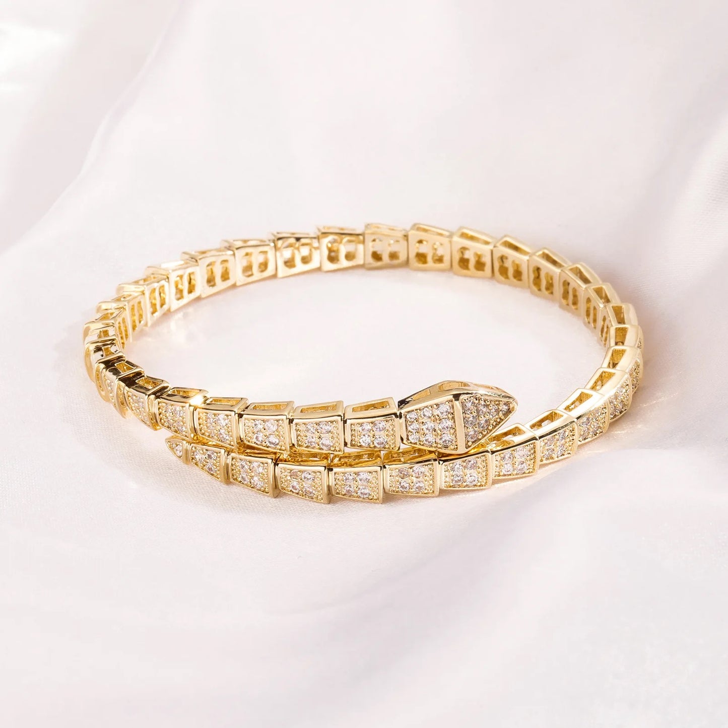 Studded Serpant kada Bracelet-Gold & Silver