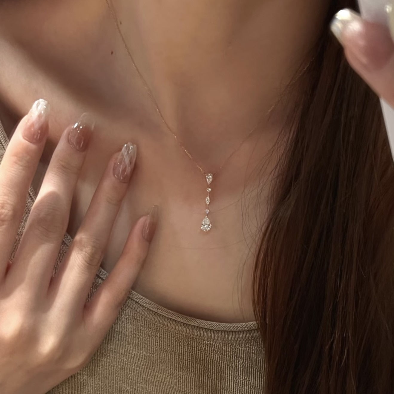 Petite Vertical Necklace-Gold