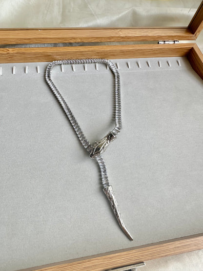 Serpant Baguette Necklace-Silver