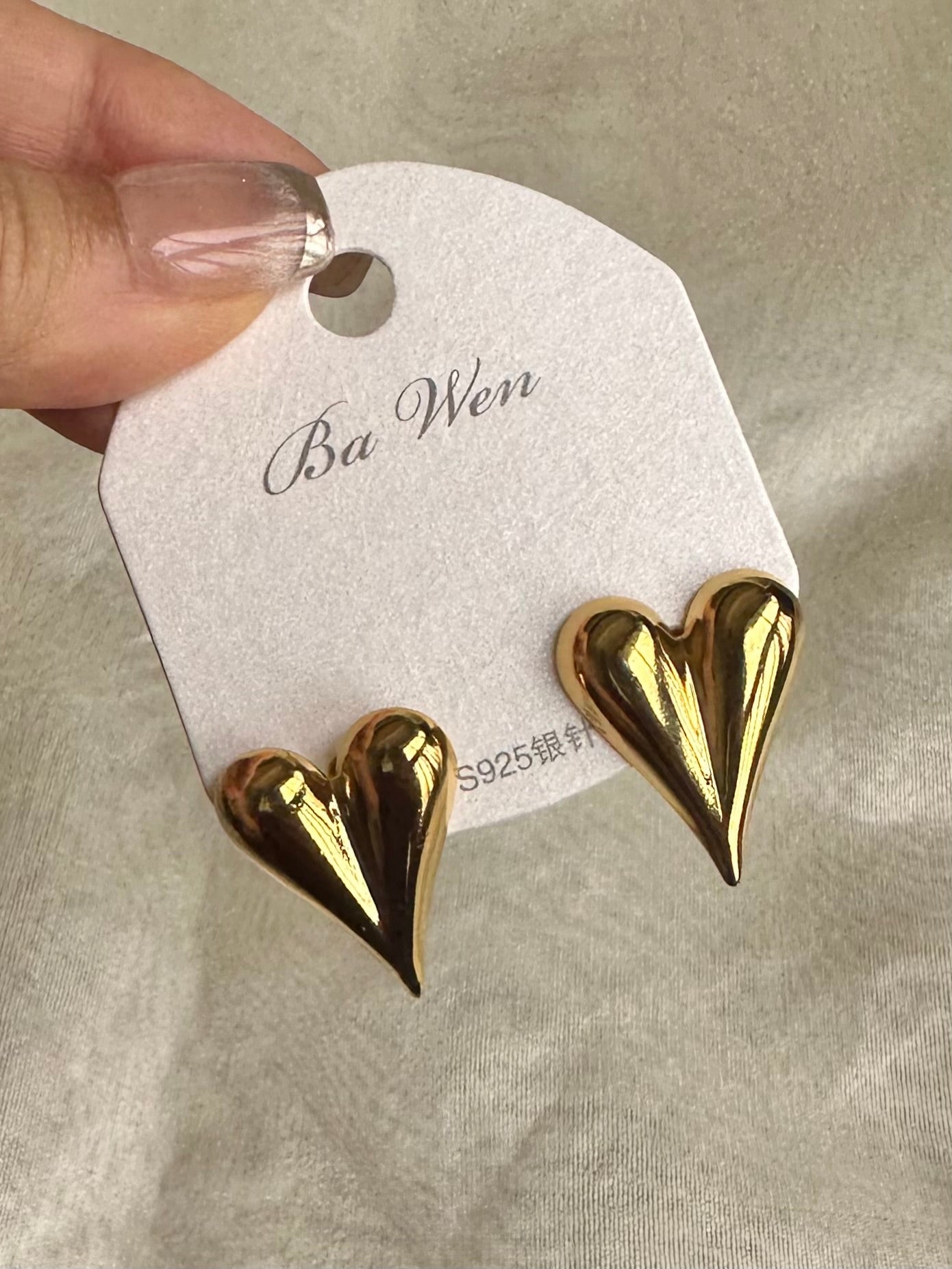 Medium SS Gold Heart Studs