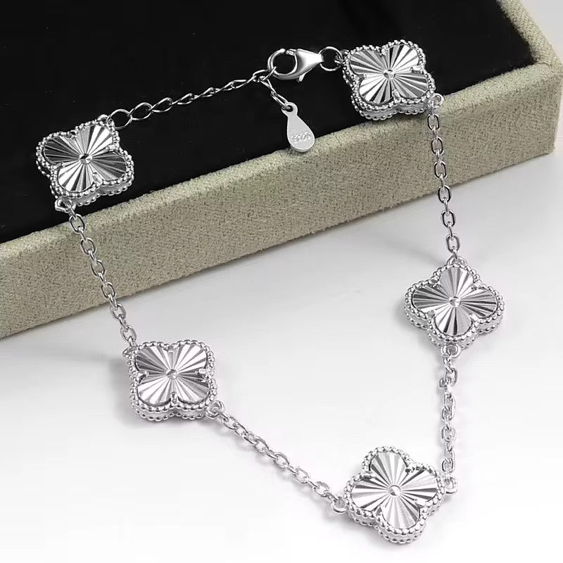Clover Bracelets-8 Types
