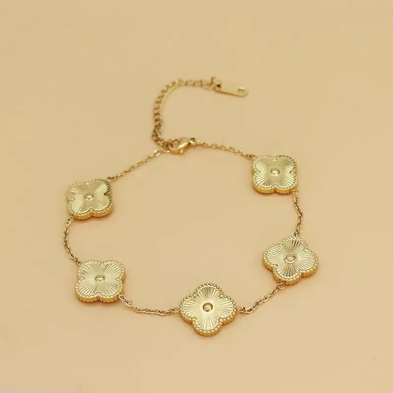 Clover Bracelets-8 Types