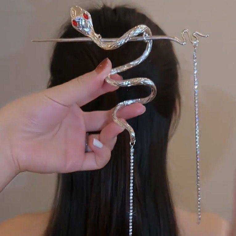 Serpent Hair Accessory