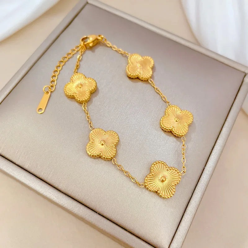 Clover Bracelets-8 Types