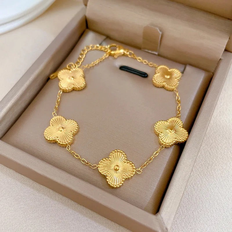 Clover Bracelets-8 Types