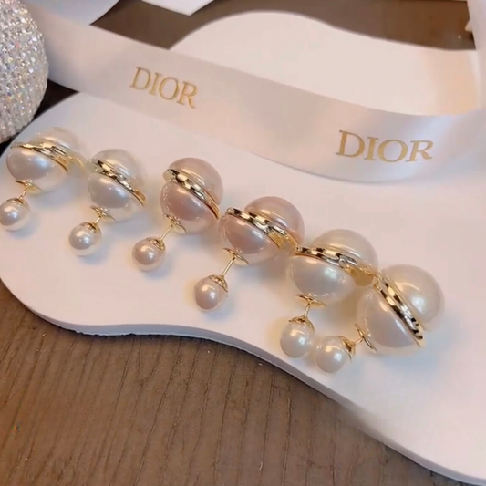 Pearl Sandwich Studs