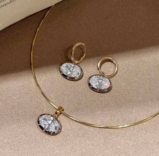 Massive Moissanite Hailey Set-Gold