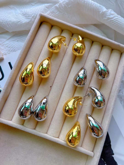 Viral Drop Earrings